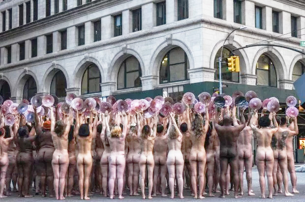 protestporr naken