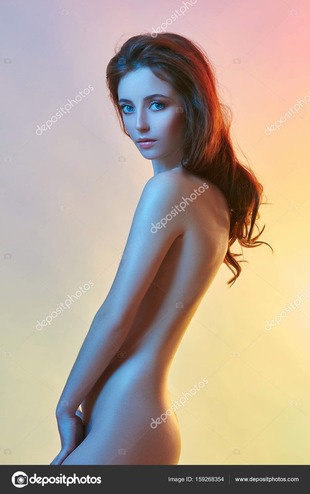 frontal kvinna naken