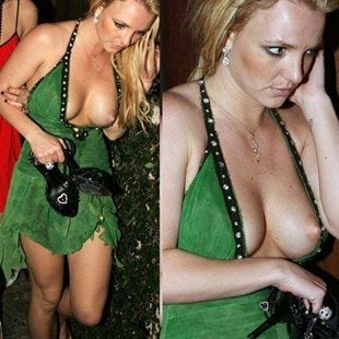 topless britney spears