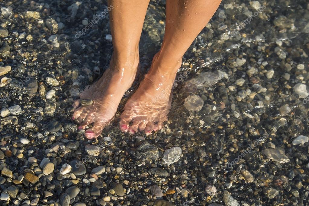 fötter golvbilder nakna