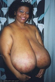 bröst naken största
