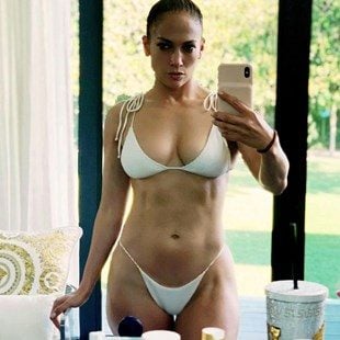 naken Jennifer Lopez är
