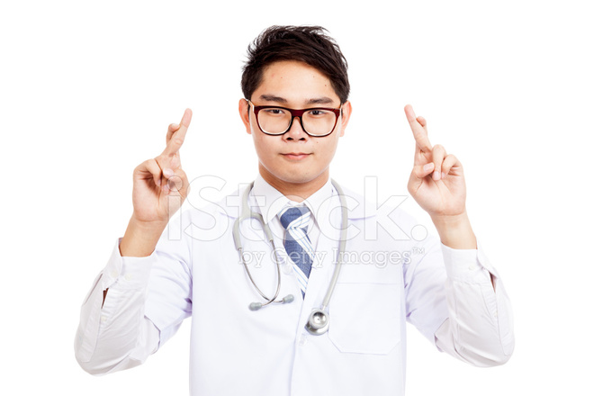 manlig läkare asiatisk