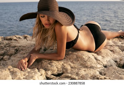 strand milf bikini
