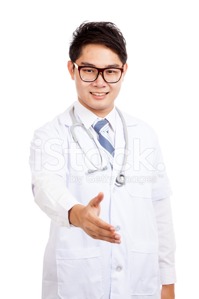 manlig läkare asiatisk