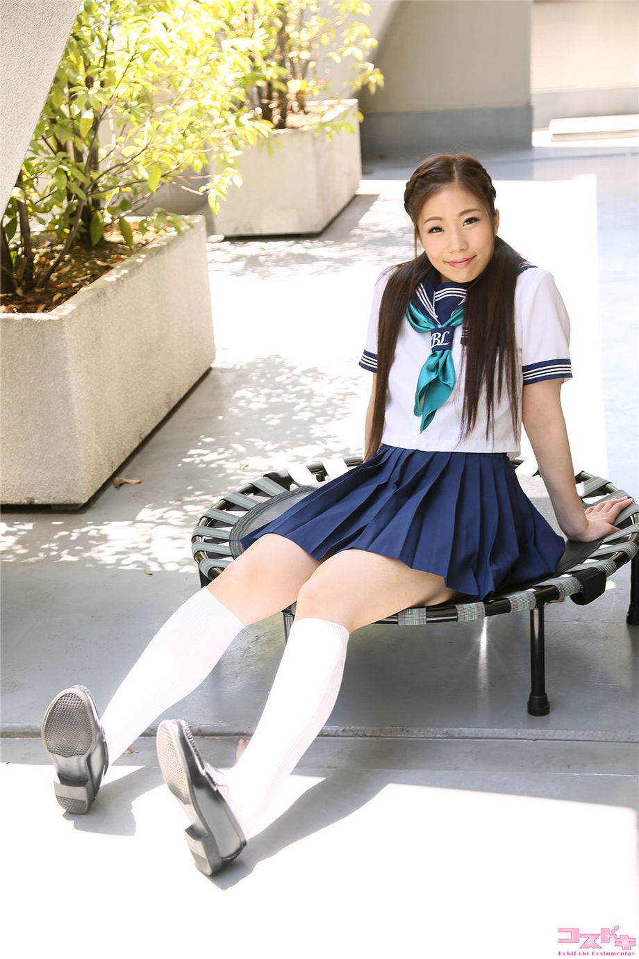 yuri japansk skolflicka